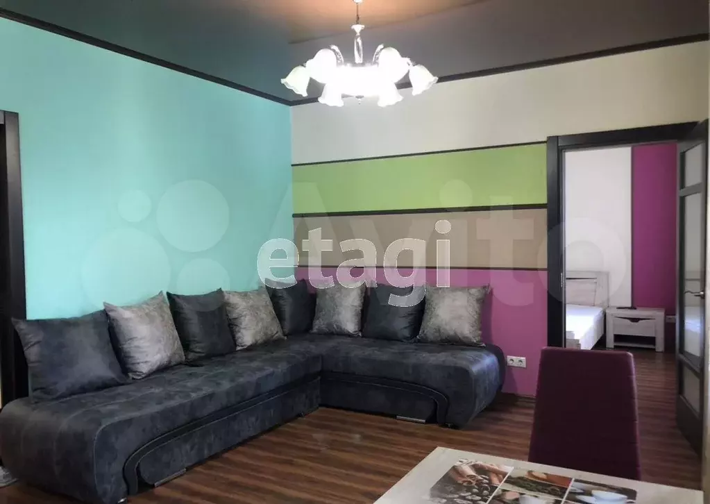 2-к. квартира, 57 м, 2/4 эт. - Фото 1