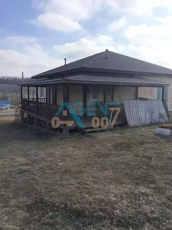 Дом в Белгородская область, Белгородский район, Головинское с/пос, с. . - Фото 0