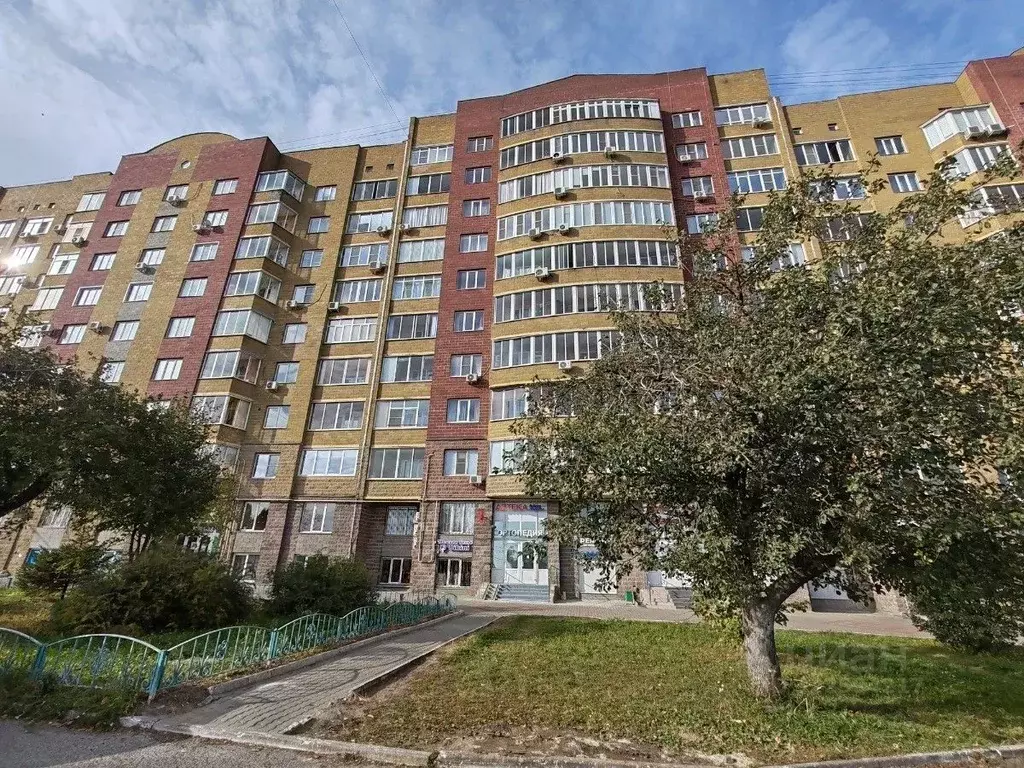 3-к кв. Курская область, Курск просп. Победы, 2 (94.3 м) - Фото 0