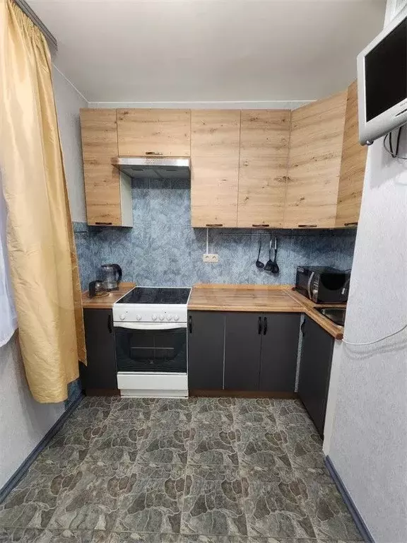1-к. квартира, 40 м, 6/17 эт. - Фото 1