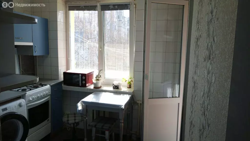 3-комнатная квартира: Симферополь, Аральская улица, 71 (57.4 м) - Фото 2