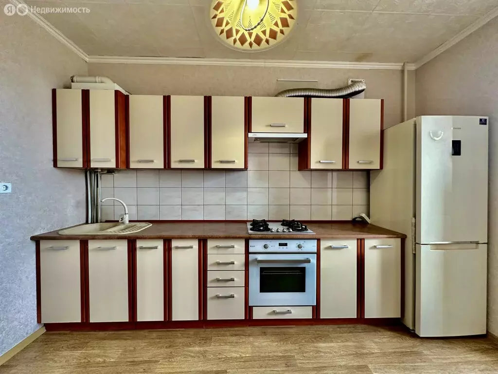 1-комнатная квартира: Калининград, Балашовская улица, 2 (40.9 м) - Фото 1