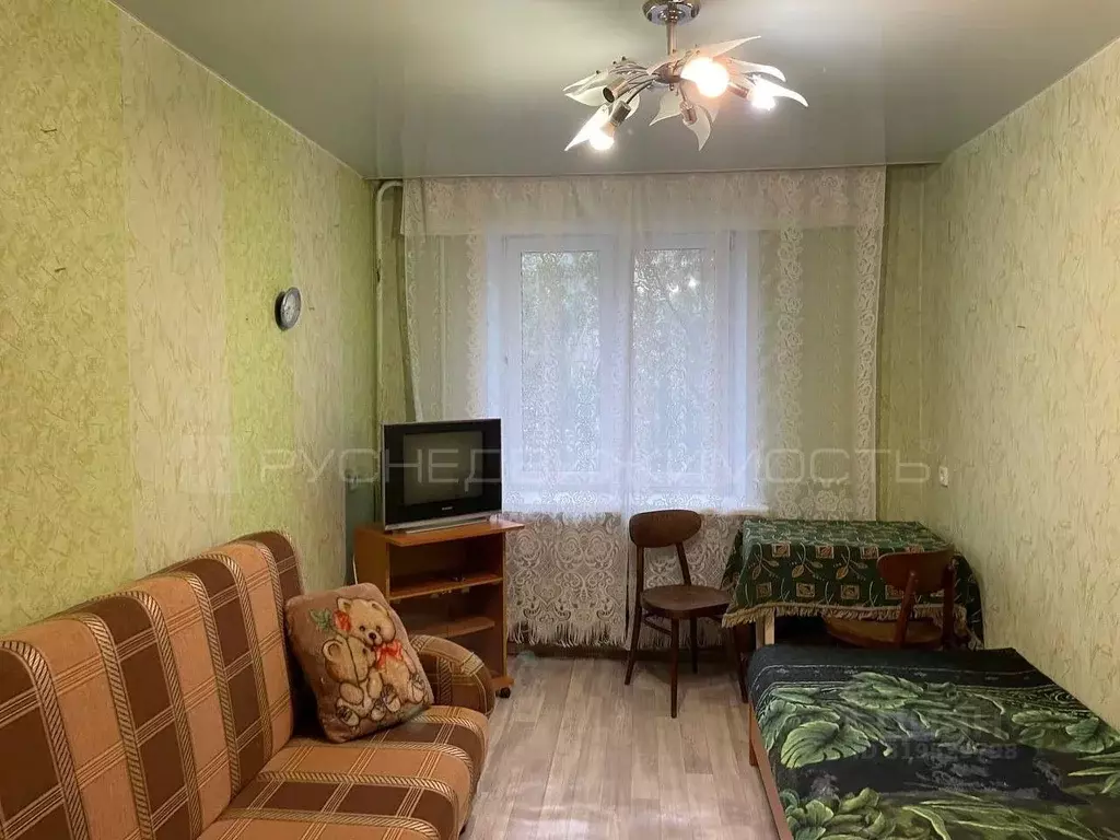 Комната Кировская область, Киров ул. Свободы, 20 (15.0 м) - Фото 0