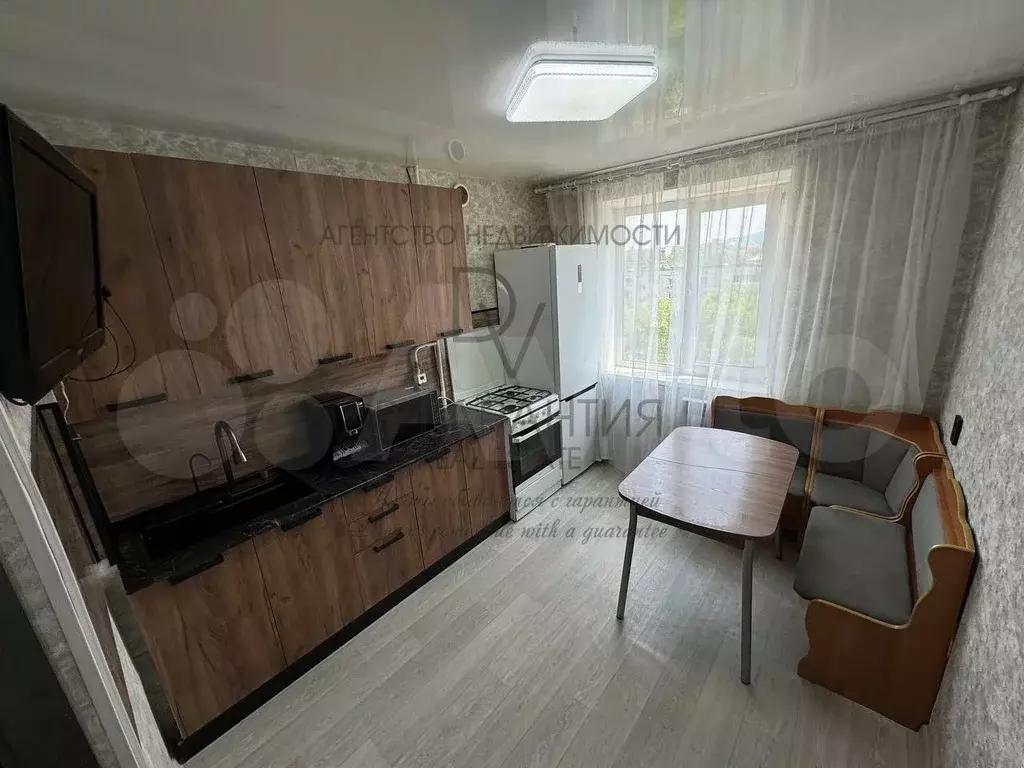 3-к. квартира, 56,9 м, 7/9 эт. - Фото 1