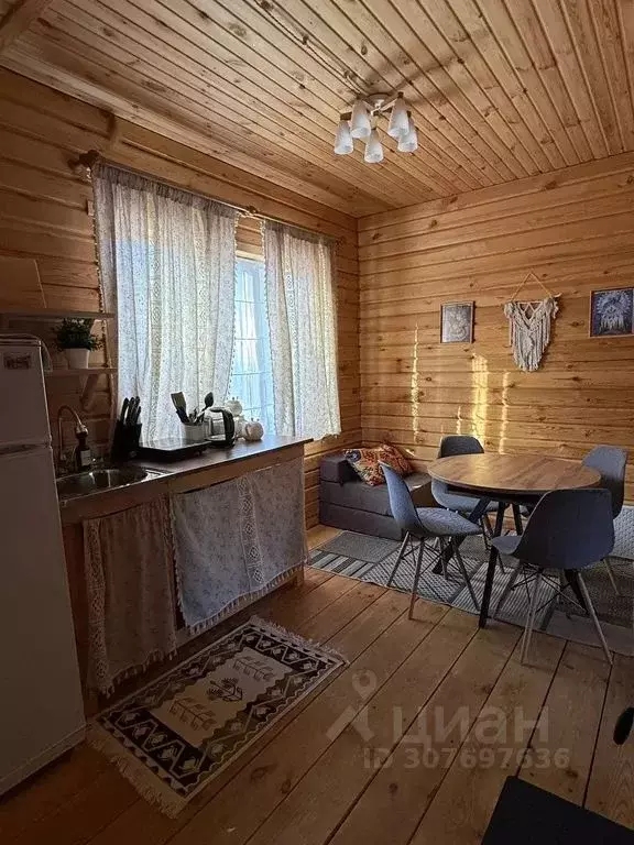 Дом в Алтай, Чемальский район, пос. Усть-Сема ул. Зеленая, 24 (42 м) - Фото 2