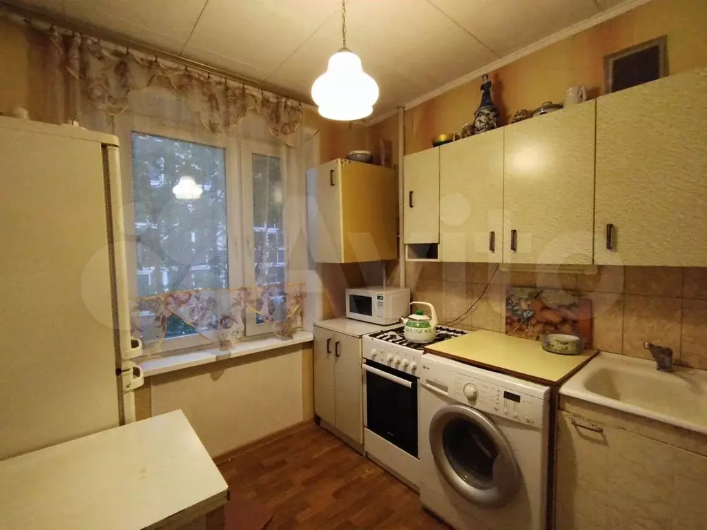 3-к. квартира, 60 м, 4/9 эт. - Фото 0