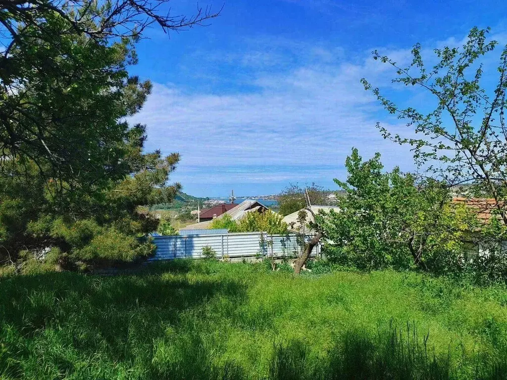 Участок в Севастополь, Севастополь, Инкерман г. ул. Скорятина, 35 (6.0 ... - Фото 0