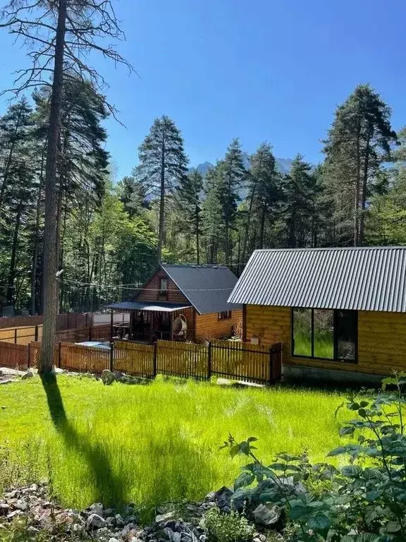 Дом в Карачаево-Черкесия, Теберда Карачаевский городской округ, ... - Фото 0