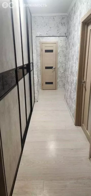3-комнатная квартира: Саратов, улица имени Н.В. Исаева, 3 (73 м) - Фото 1