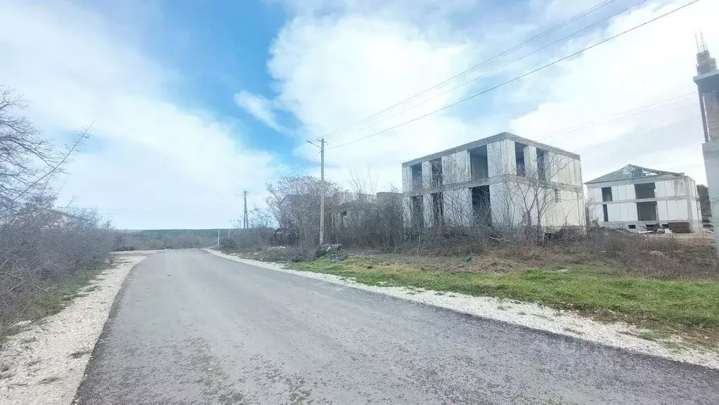 Участок в Севастополь Мекензиевы Горы кв-л, ул. Мищенко, 35 (6.0 сот.) - Фото 1