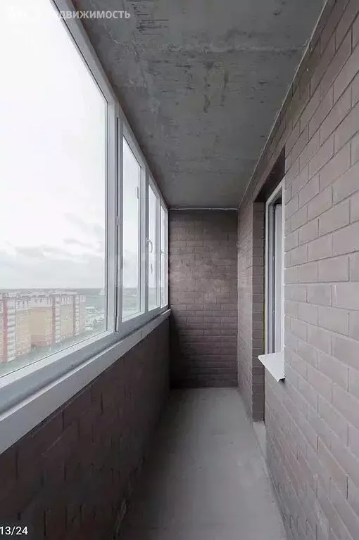 1-комнатная квартира: Тюмень, улица Раушана Абдуллина, 2 (35.7 м) - Фото 1