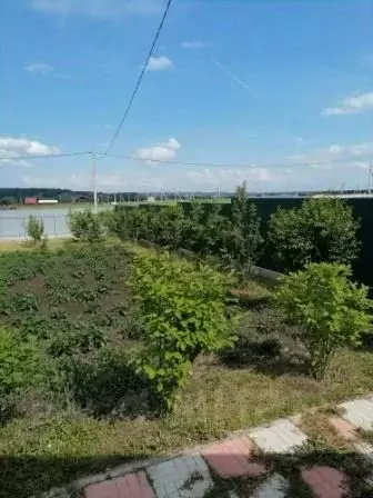Дом в Красноярский край, Емельяново городское поселение, Емельяново ... - Фото 0