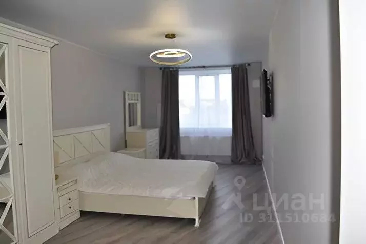 3-к кв. Ярославская область, Ярославль ул. Менделеева, 21 (81.0 м) - Фото 0