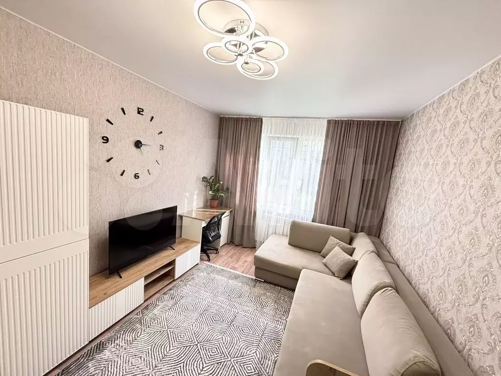 1-к. квартира, 37,1 м, 1/3 эт. - Фото 0