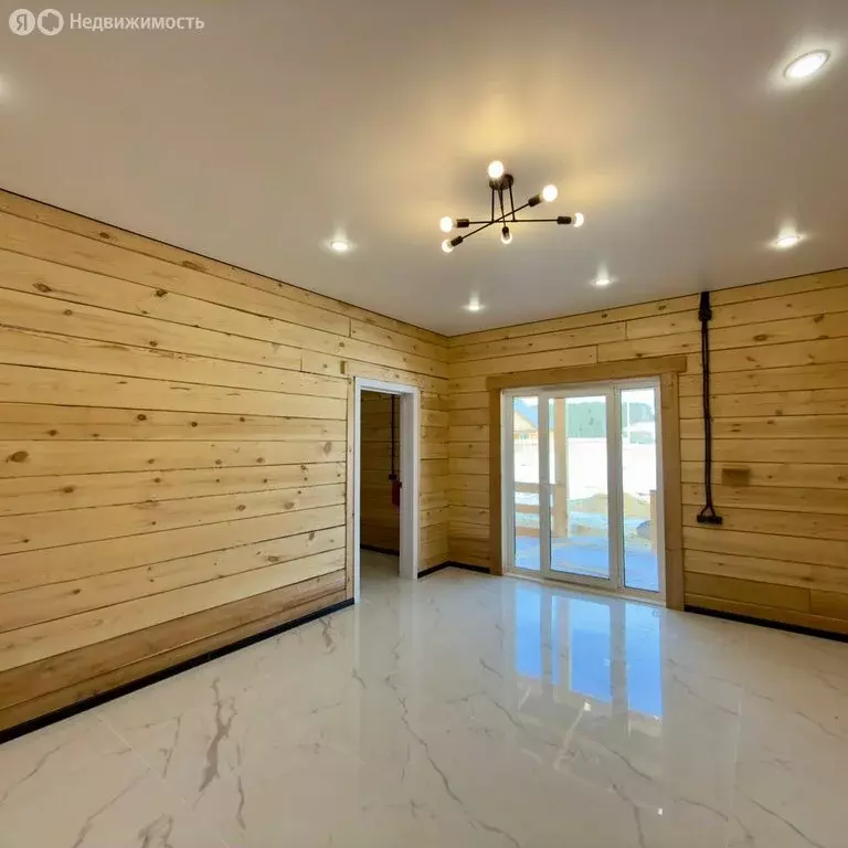 Дом в деревня Лыловщина, Сапфировая улица (240 м) - Фото 1