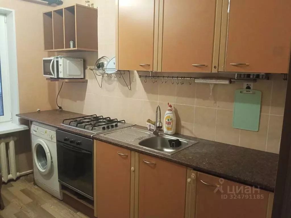 3-к кв. Курганская область, Курган Заозерный жилрайон, 1-й мкр, 11 ... - Фото 1