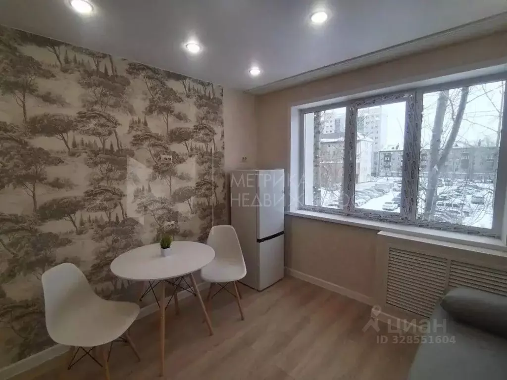 1-к кв. Тюменская область, Тюмень ул. Мельникайте, 113 (28.3 м) - Фото 1