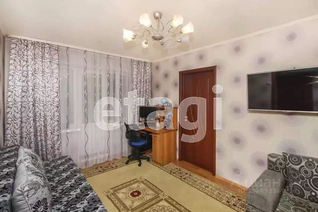 2-к кв. Тюменская область, Тюмень Севастопольская ул., 23 (46.2 м) - Фото 1