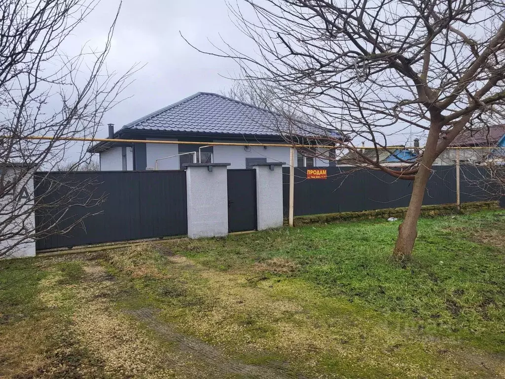 Дом в Краснодарский край, Темрюкский район, Краснострельское с/пос, ... - Фото 1