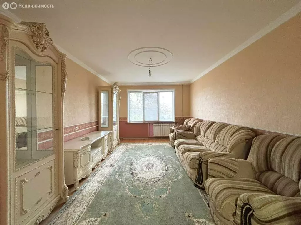 3-комнатная квартира: Нальчик, Осетинская улица, 146 (82 м) - Фото 1