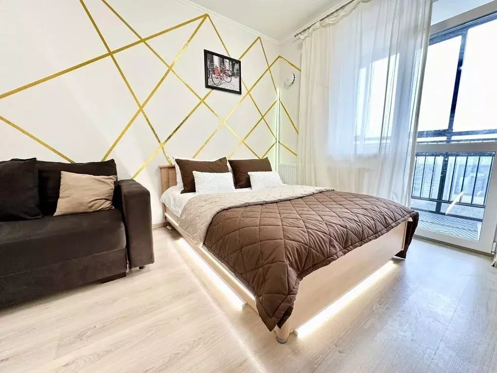 Студия Свердловская область, Екатеринбург ул. Чапаева, 79 (33.0 м) - Фото 0