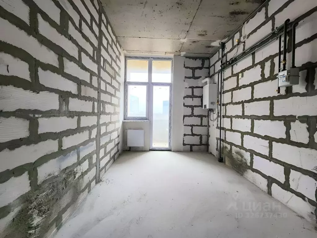 1-к кв. Крым, Симферополь ул. Набережная имени 60-летия СССР, 50к2 ... - Фото 1