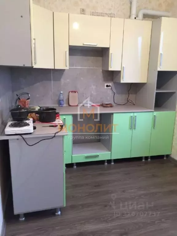 1-к кв. Краснодарский край, Горячий Ключ ул. Кучерявого, 87 (40.6 м) - Фото 0