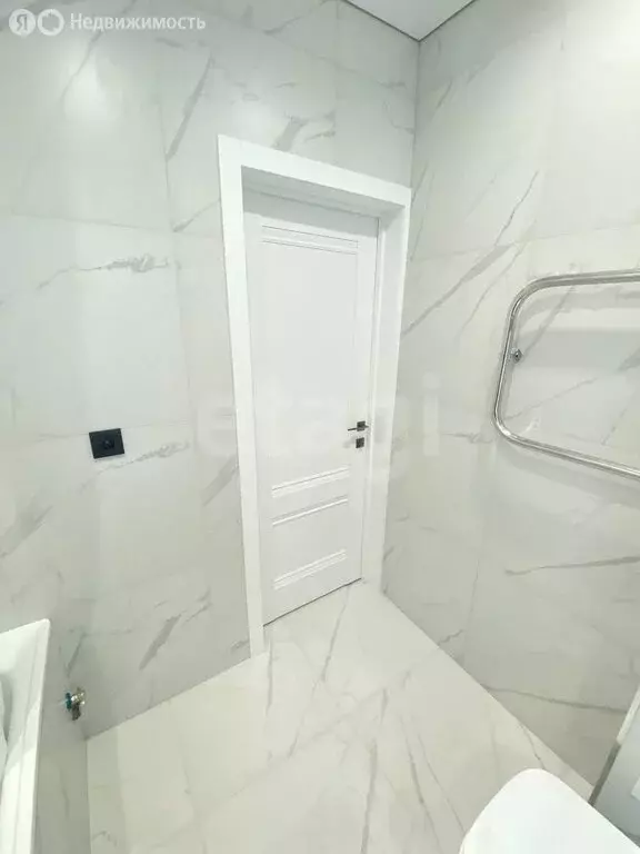 Квартира-студия: деревня Кисловка, микрорайон Левобережный, улица ... - Фото 2