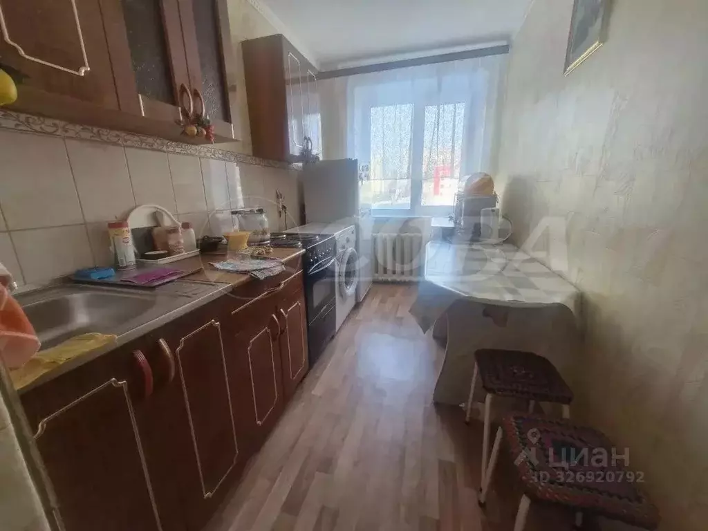 2-к кв. Тюменская область, Тобольск 10-й мкр, 7 (47.0 м) - Фото 1