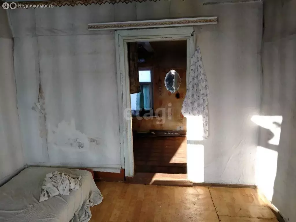 Дом в село Уксянское, улица Ленина (25.5 м) - Фото 1