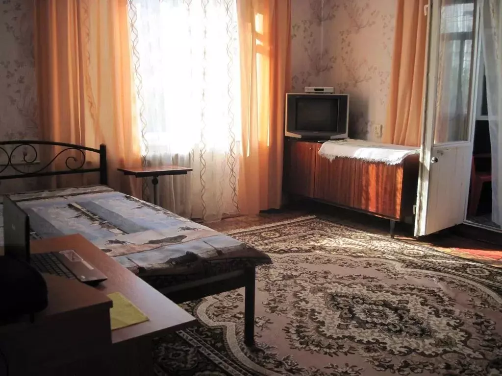 1-к кв. Севастополь просп. Октябрьской Революции, 40/11 (42.0 м) - Фото 0