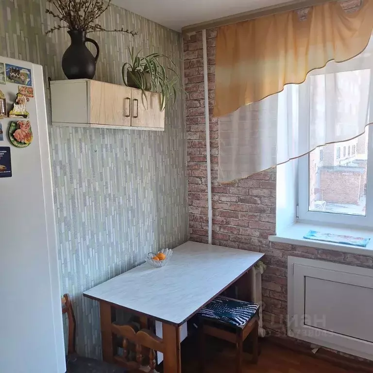 3-к кв. Омская область, Омск ул. Дианова, 26 (63.0 м) - Фото 1