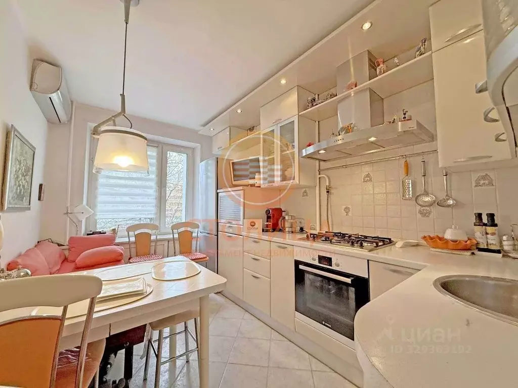 1-к кв. Москва Звездный бул., 5К3 (40.0 м) - Фото 1