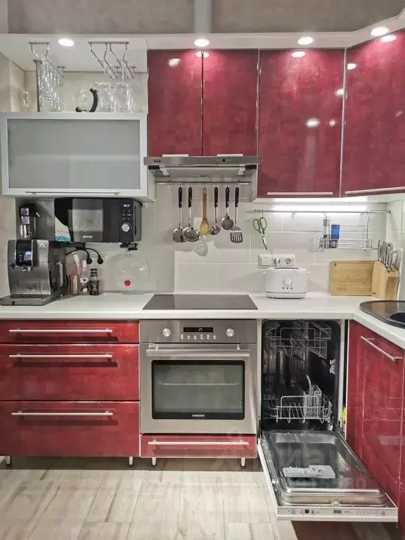 3-к кв. Севастополь ул. Челнокова, 13/15 (55.0 м) - Фото 1