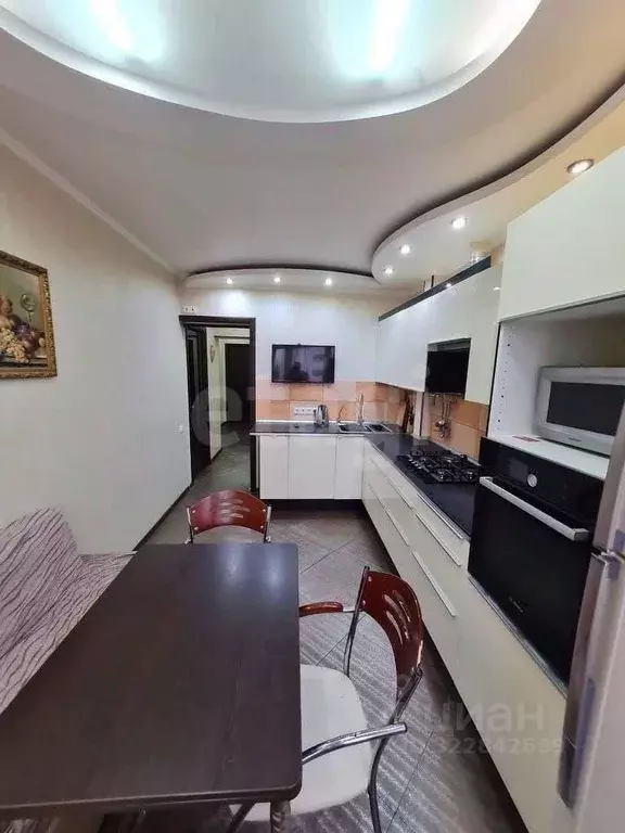 3-к кв. Ямало-Ненецкий АО, Новый Уренгой ул. 26-го съезда КПСС, 10 ... - Фото 2