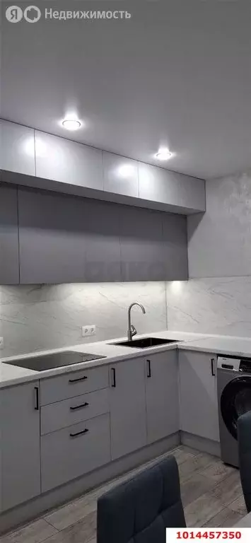 2-комнатная квартира: Краснодар, улица имени Валерия Вишневецкого, 9к1 ... - Фото 1