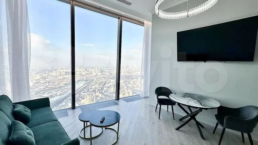 2-к. апартаменты, 80 м, 81/95 эт. - Фото 0
