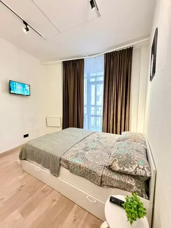 Студия Свердловская область, Екатеринбург ул. Крестинского, 35 (20.0 ... - Фото 1