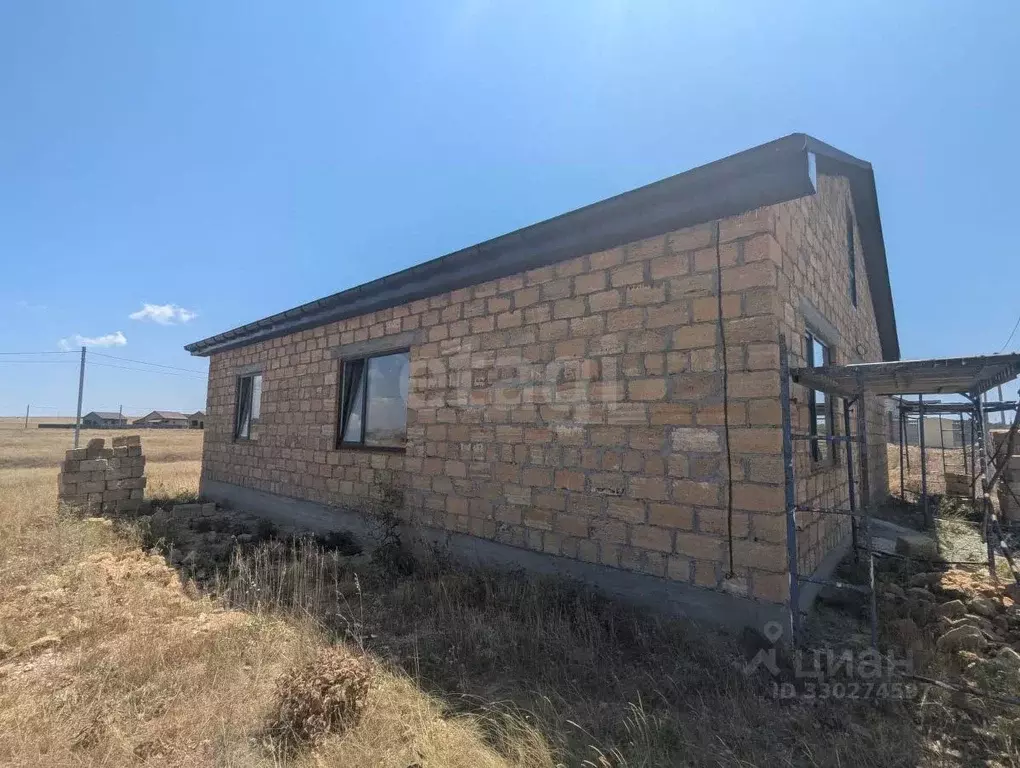 Дом в Крым, Черноморский район, с. Новосельское, Волна СНТ ул. Дружбы ... - Фото 1
