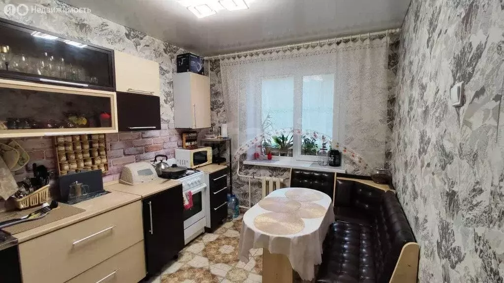 3-комнатная квартира: Череповец, Ленинградская улица, 50 (70 м) - Фото 1