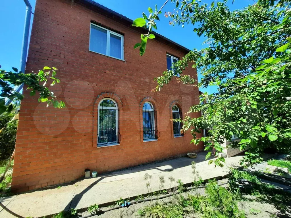 Дом 100 м на участке 9 сот. - Фото 0