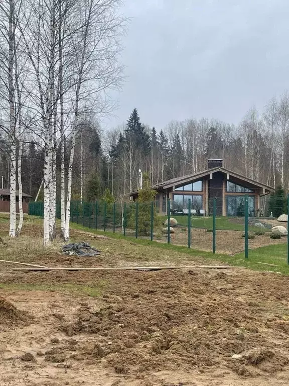 Участок в Московская область, Шаховская муниципальный округ, д. ... - Фото 1