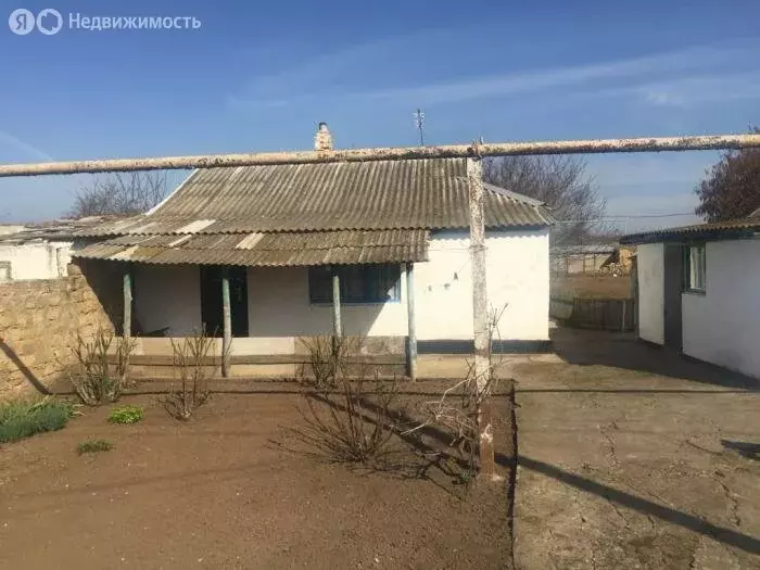 Дом в Раздольненский район, Ковыльновское сельское поселение, село ... - Фото 1