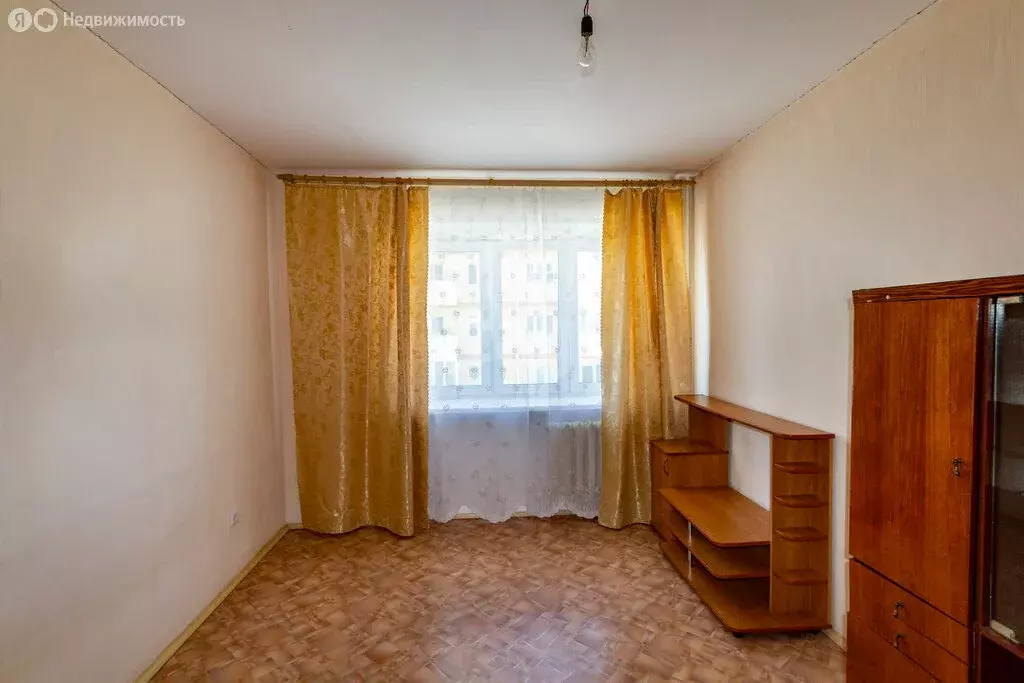 1-комнатная квартира: Ялуторовск, улица Революции, 123 (38.8 м) - Фото 1