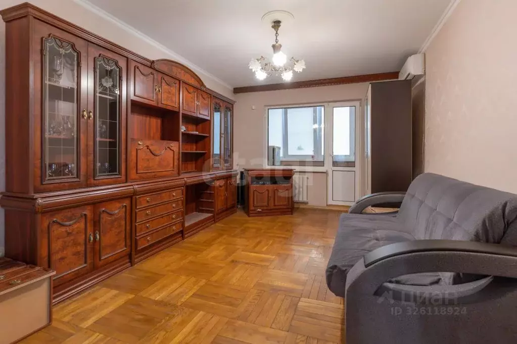 3-к кв. Краснодарский край, Краснодар Юбилейный мкр, ул. Думенко, 12 ... - Фото 0