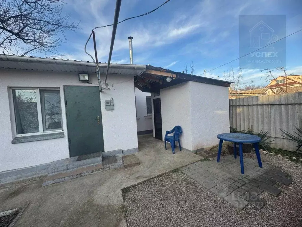 Дом в Крым, Феодосия ул. Комиссарова, 2 (33 м) - Фото 1