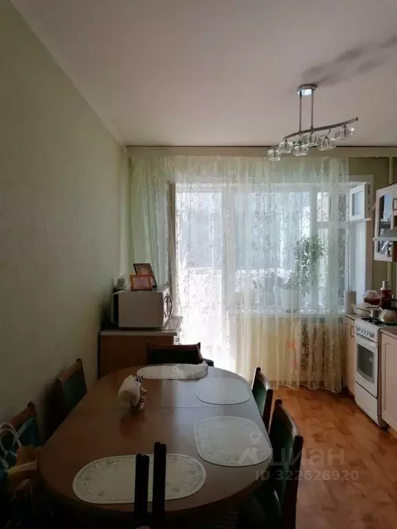 2-к кв. Саха (Якутия), Якутск ул. Курнатовского, 3/3 (55.0 м) - Фото 1