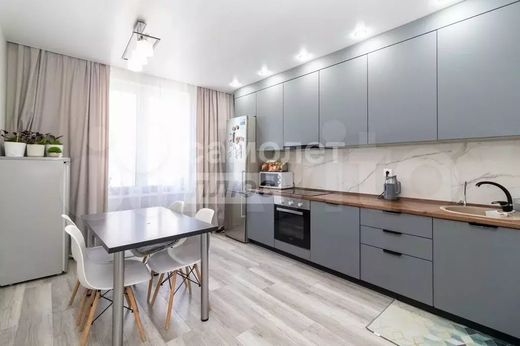 3-к. квартира, 70 м, 13/16 эт. - Фото 0