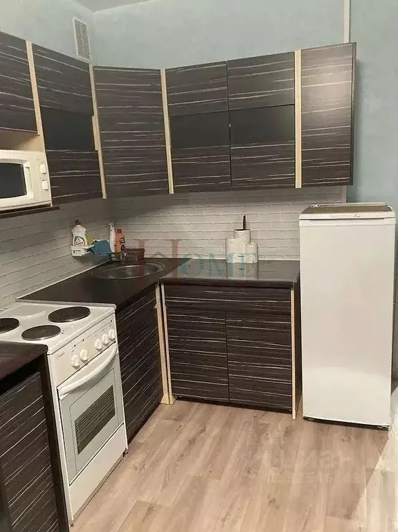 Студия Новосибирская область, Новосибирск Танковая ул., 32 (23.0 м) - Фото 1