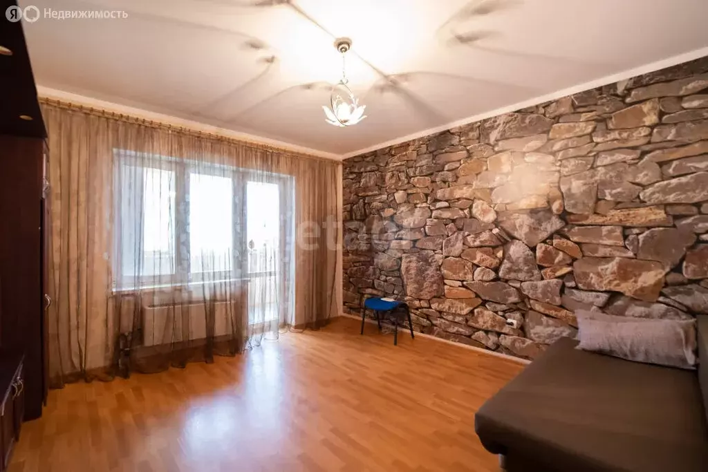 2-комнатная квартира: Калининград, Интернациональная улица, 64 (59 м) - Фото 2